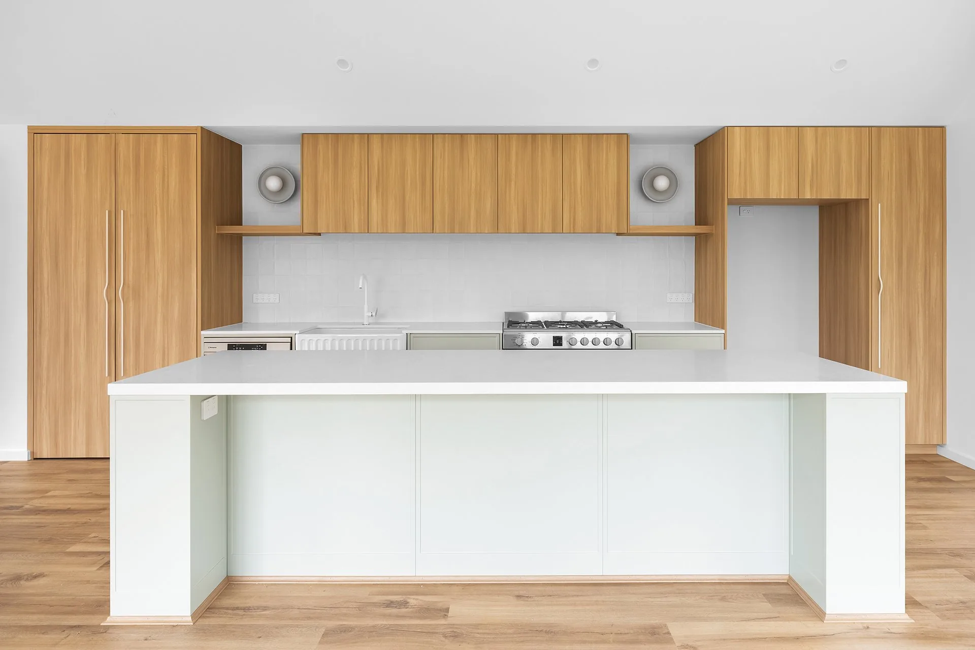 Dutton Road — real estate photography