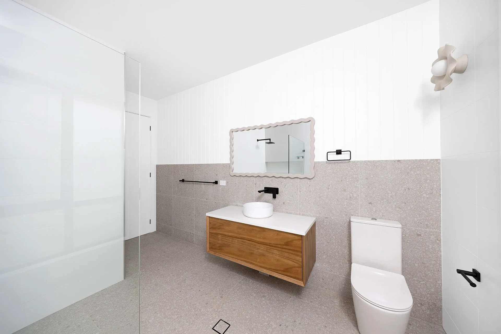 Dutton Road — real estate photography