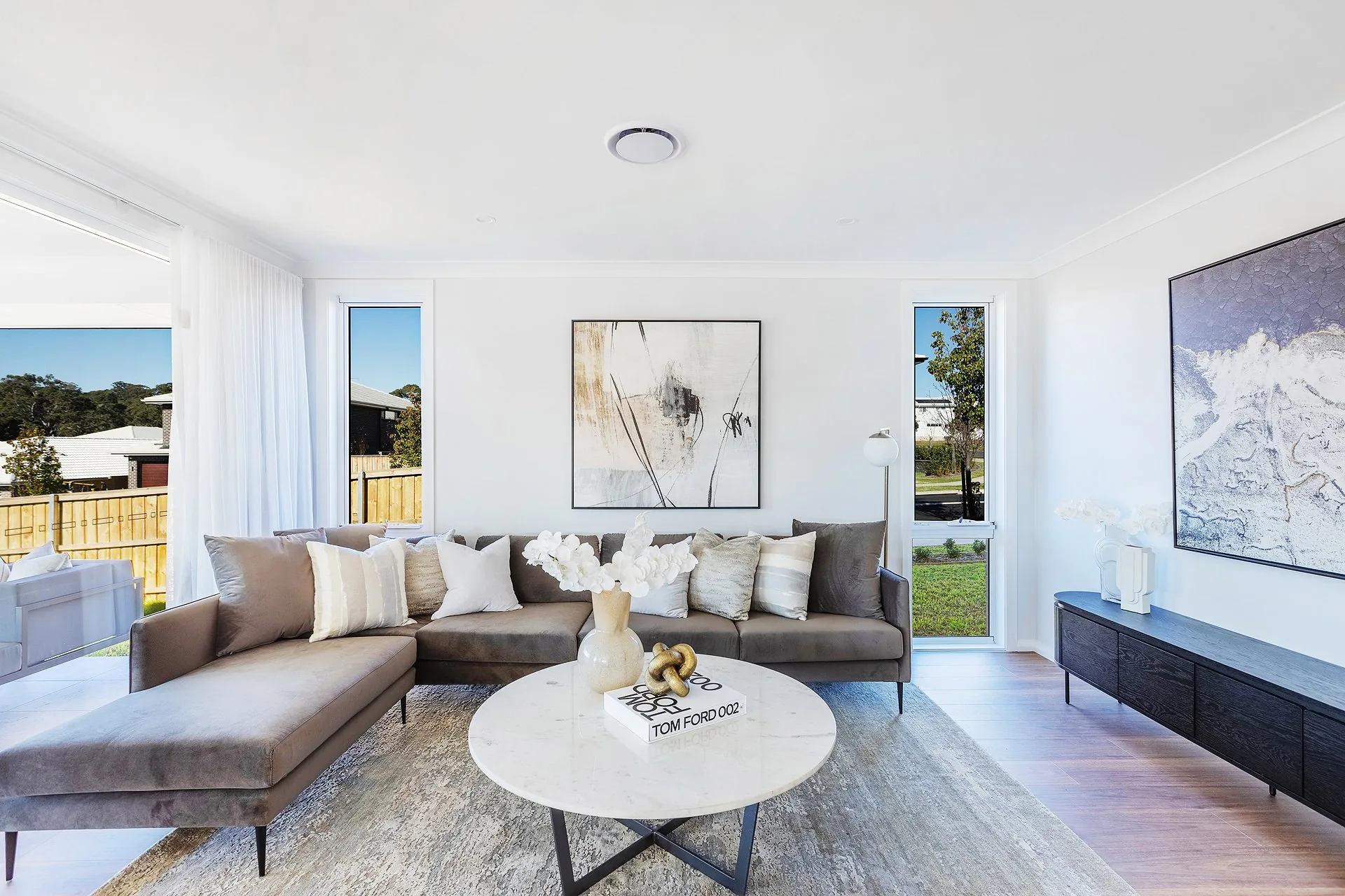 Mount Pleasant Dr — real estate photography